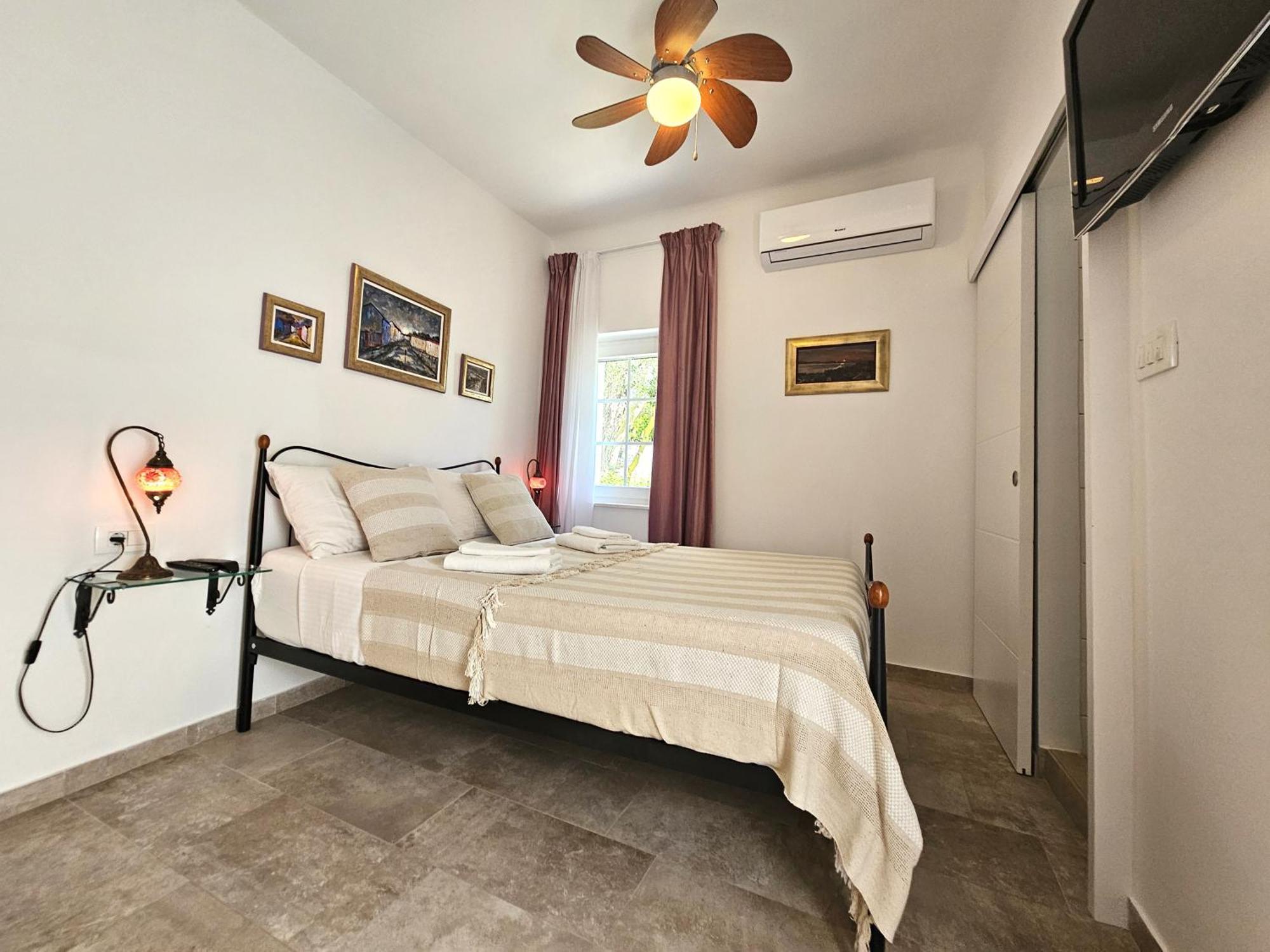 The Three Flowers Pool House โตรกีร์ ภายนอก รูปภาพ