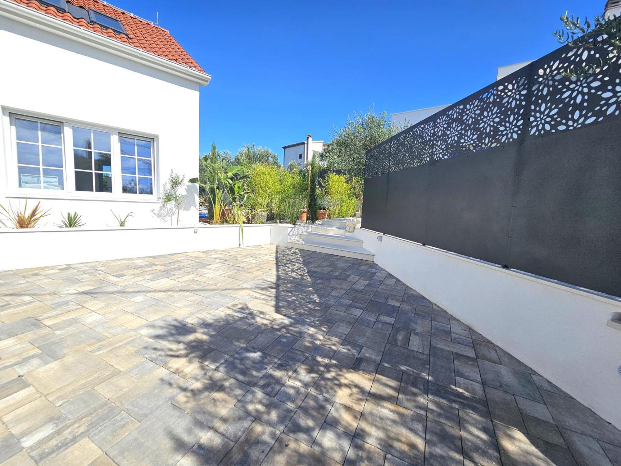 The Three Flowers Pool House โตรกีร์ ภายนอก รูปภาพ