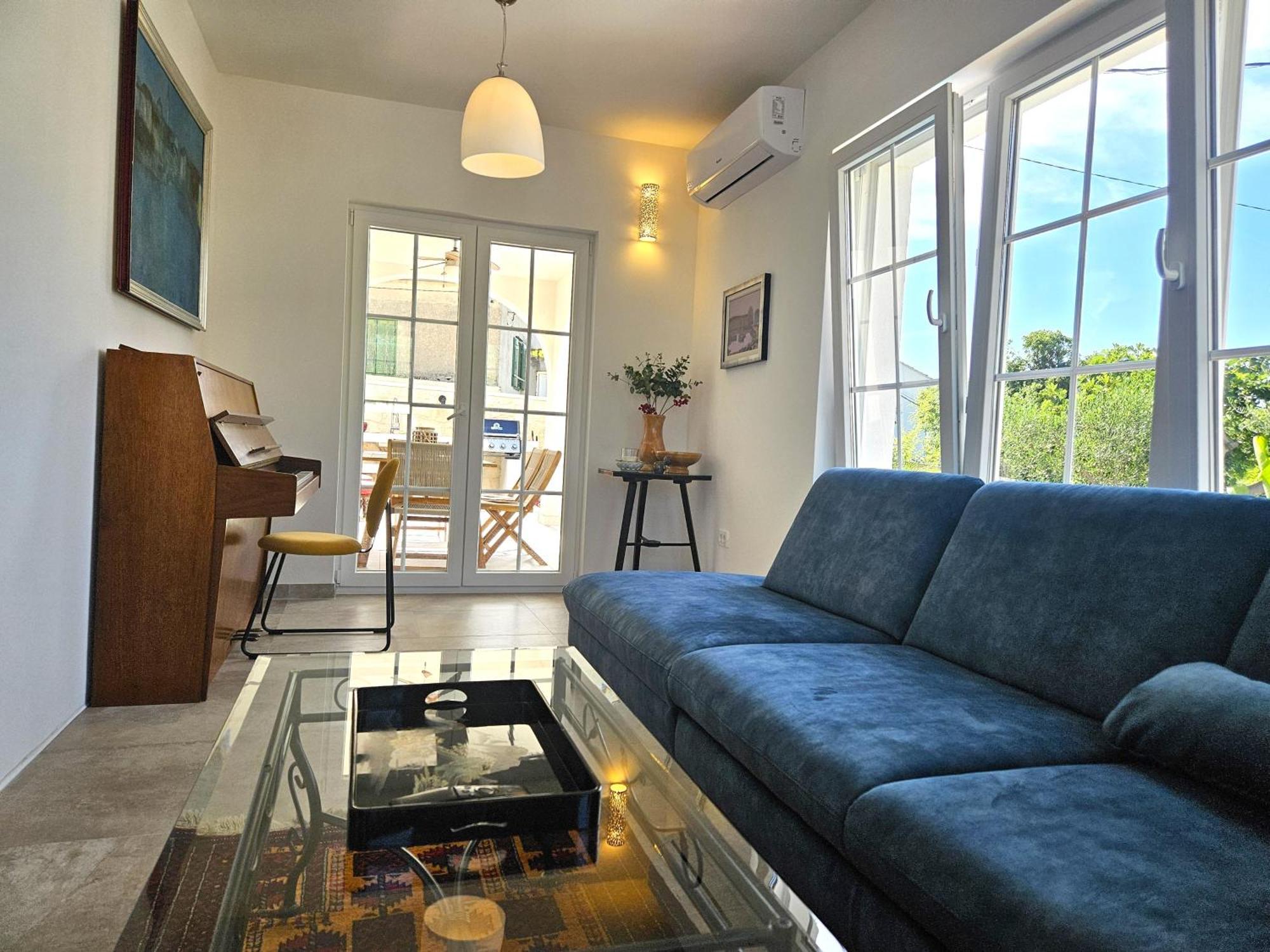 The Three Flowers Pool House โตรกีร์ ภายนอก รูปภาพ